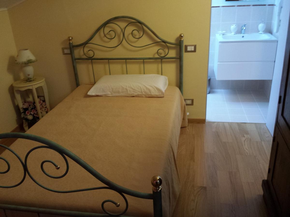 Single Room with Private Bathroom,662308785:JPEG